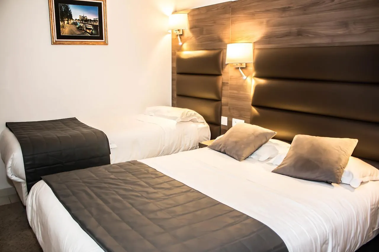 Hotel Agenor París 3*,